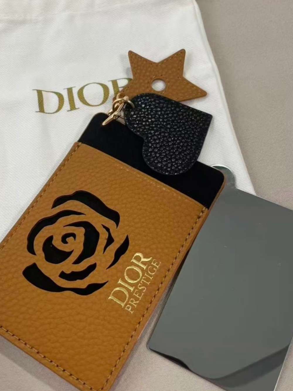 Dior Prestige gift mirror with case - Picture 7 of 9